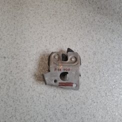 Aizmugurējā sēdekļa slēdzene priekš BMW 520D F11 2011 TOURING