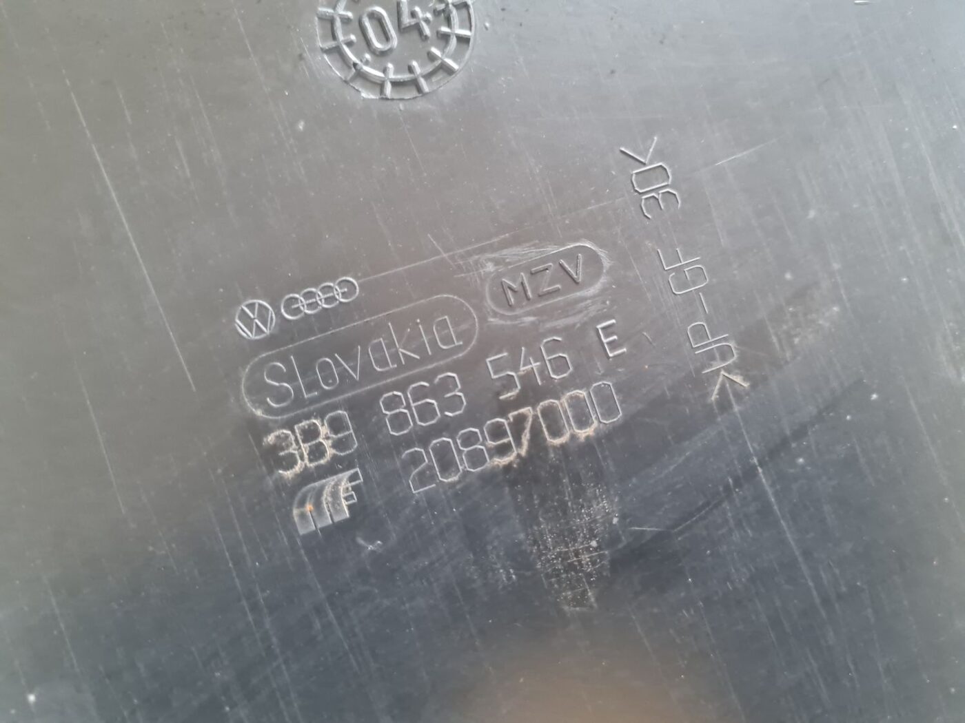 Bagāžnieka grīda priekš VW PASSAT 2004 UNIVERSAL GREY