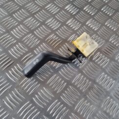 Pagrieziena rādītāju slēdzis priekš SAAB 9-5 1999