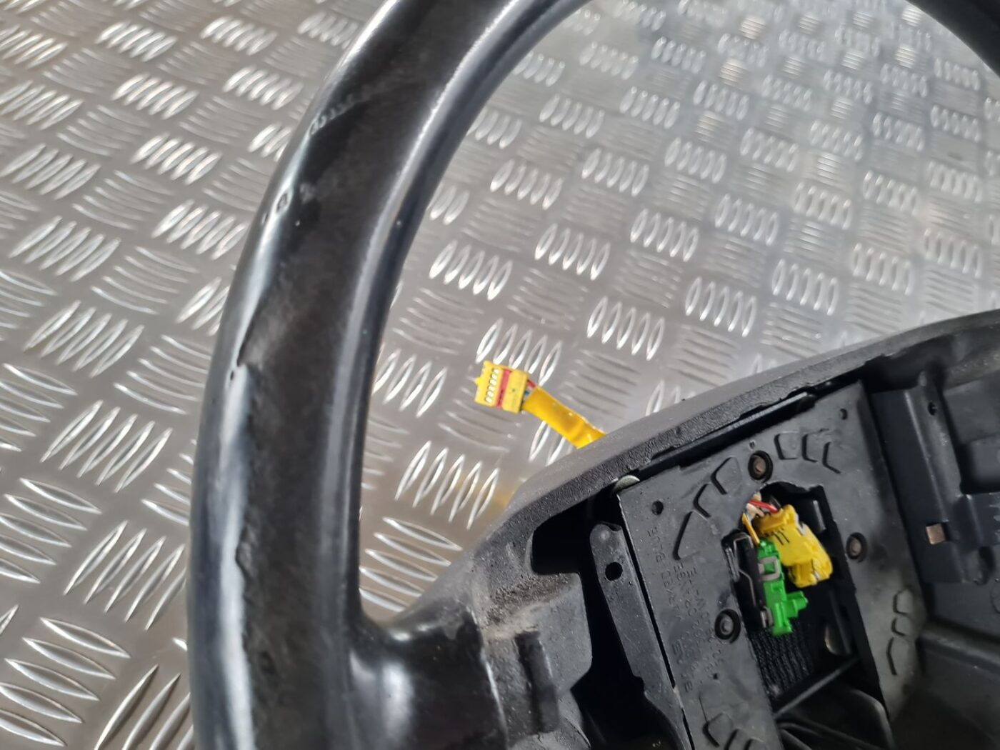 Stūre priekš SAAB 9-5 1999 7 Stūre priekš SAAB 9-5 1999