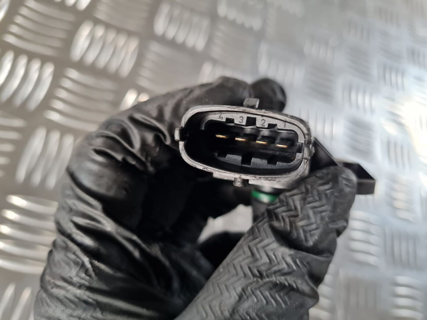 Ieplūdes kolektora spiediena devējs priekš SAAB 9-5 1999 3 Ieplūdes kolektora spiediena devējs priekš SAAB 9-5 1999