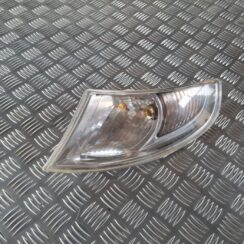 Pagrieziena signala lukturis priekš SAAB 9-5 1999