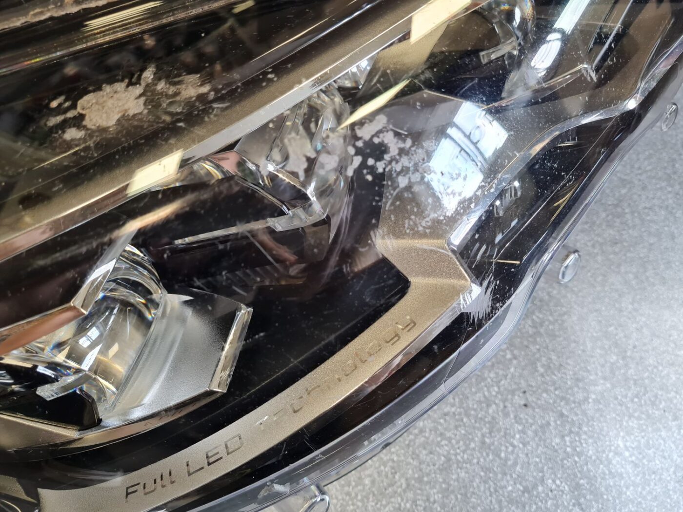 Priekšējais labais lukturis priekš PEUGEOT 508 2015-2017