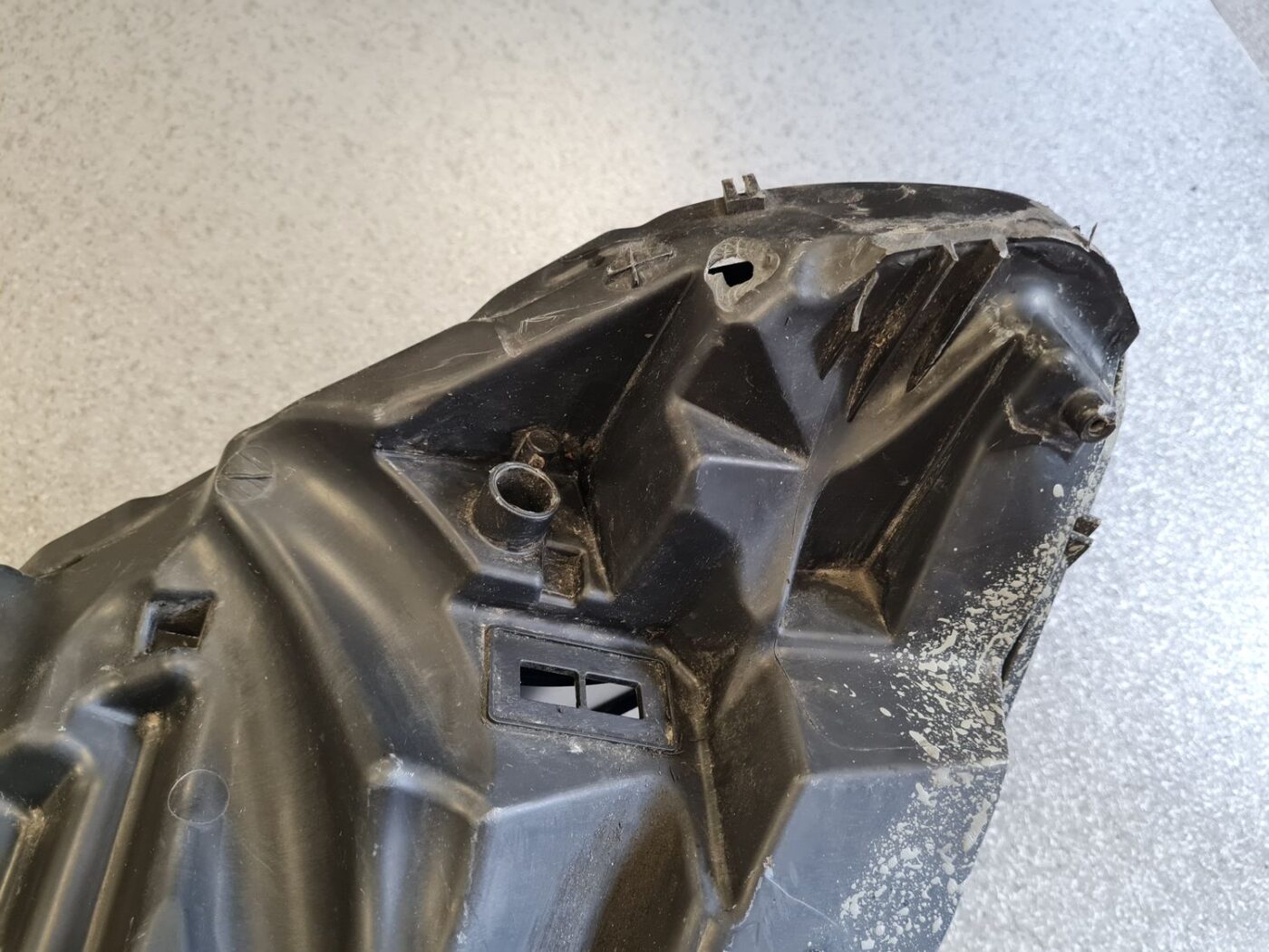 Priekšējais labais lukturis priekš PEUGEOT 508 2015-2017