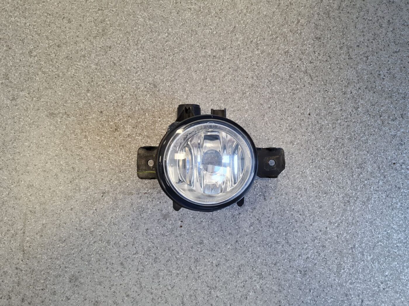 Miglas lukturis priekšā pa kreisi priekš BMW X5 E70 2006-2013 1 Miglas lukturis priekšā pa kreisi priekš BMW X5 E70 2006-2013