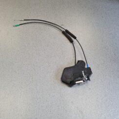 Aizmugurējo labo durvju slēdzene priekš TOYOTA COROLLA VERSO 2009