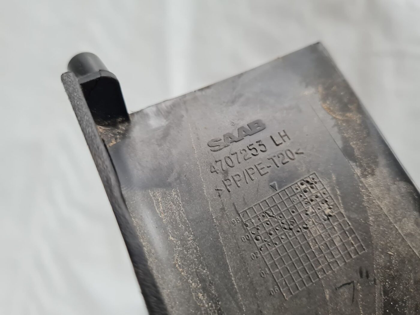 Bagāžnieka vāka apdare priekš SAAB 9-5 1999 3 Bagāžnieka vāka apdare priekš SAAB 9-5 1999