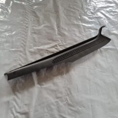 Bagāžnieka žalūziju sliedes priekš SAAB 9-5 1999