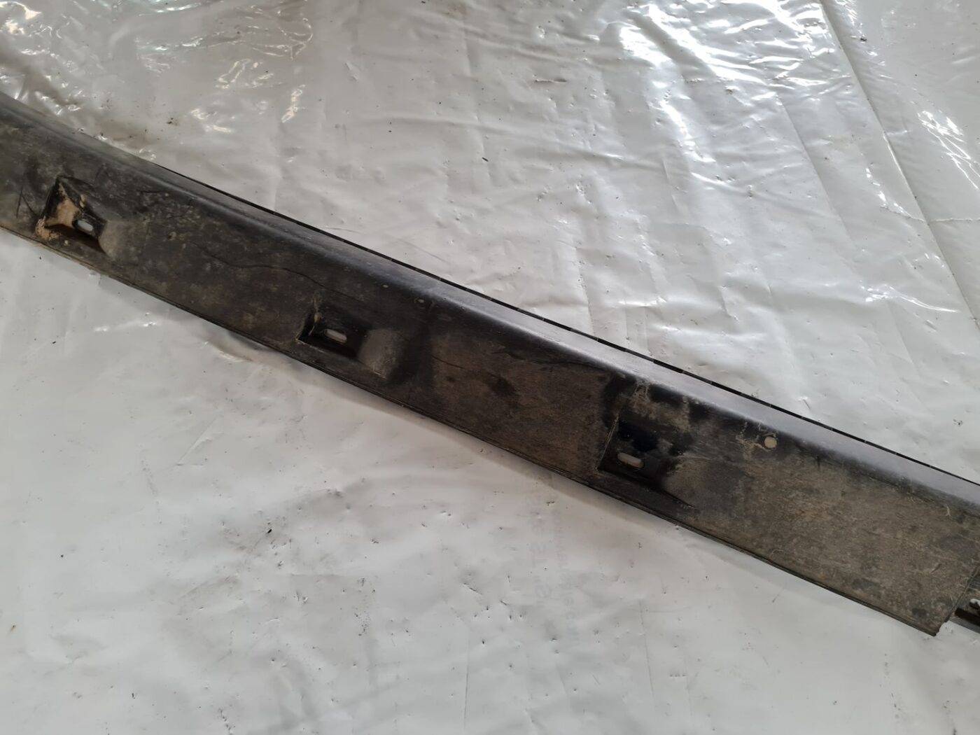 Ārēja sliekšņa kreisa uzlika priekš SAAB 9-5 1999