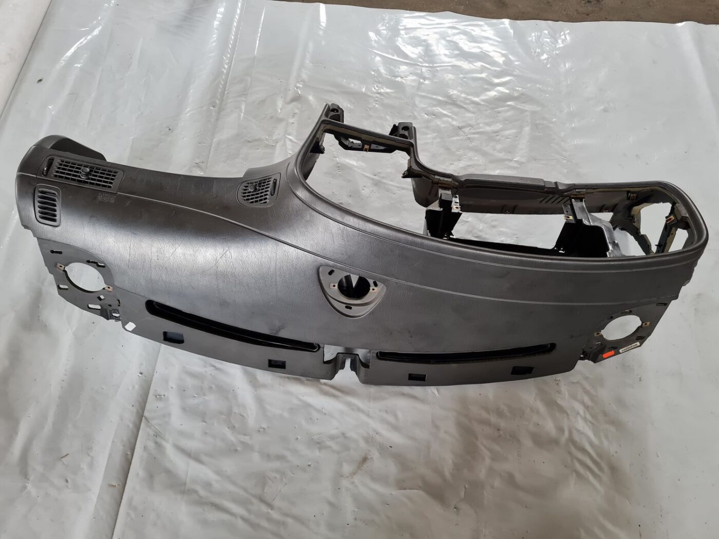 Mērinstrumentu panelis priekš SAAB 9-5 1999 7 Mērinstrumentu panelis priekš SAAB 9-5 1999