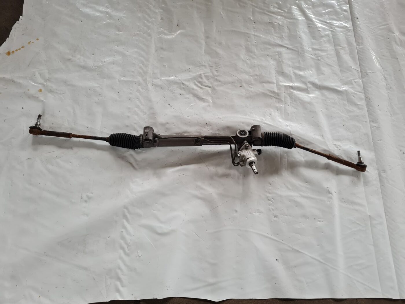 Stūres mehānisms priekš SAAB 9-5 1999 1 Stūres mehānisms priekš SAAB 9-5 1999