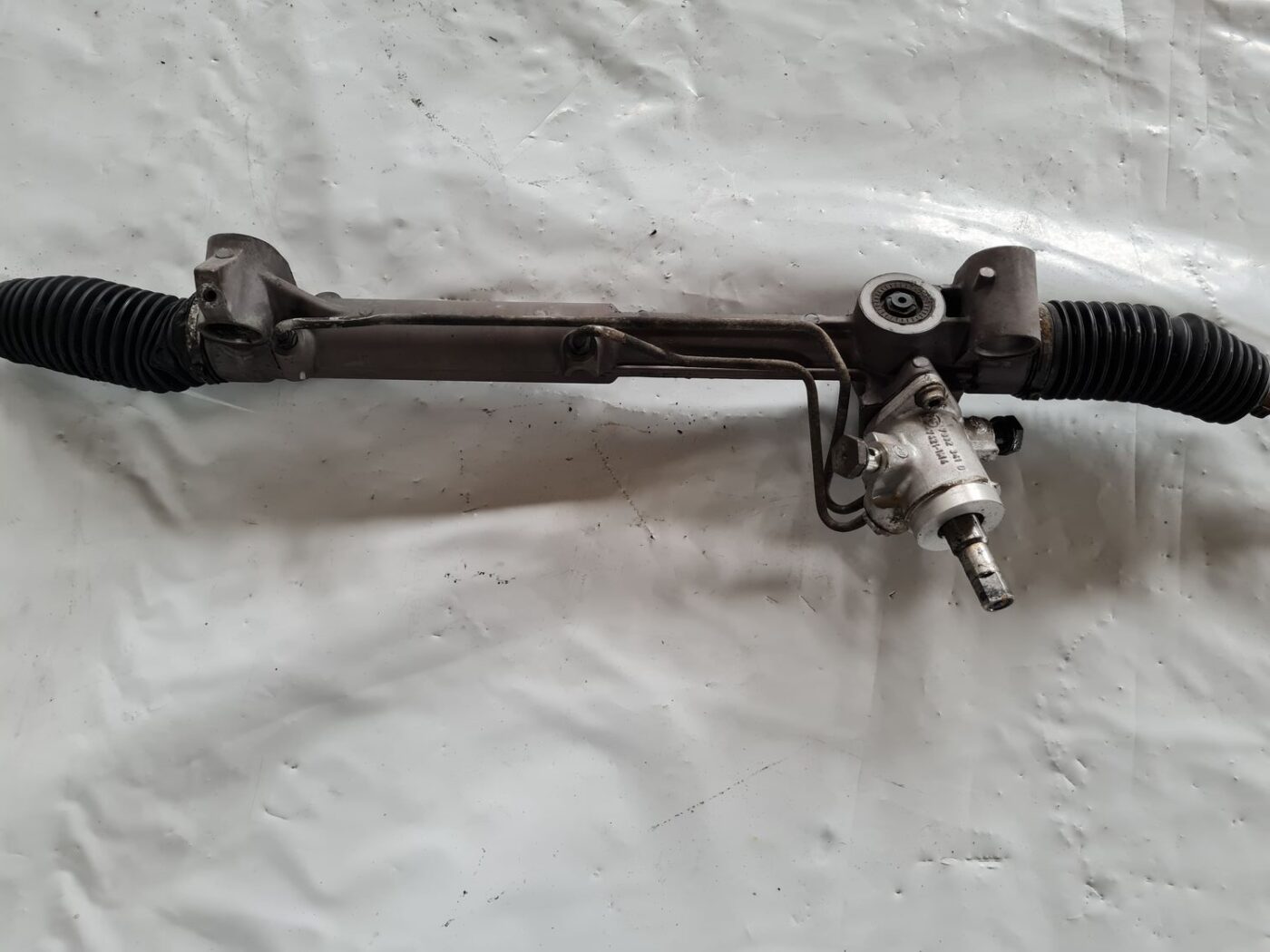 Stūres mehānisms priekš SAAB 9-5 1999 7 Stūres mehānisms priekš SAAB 9-5 1999