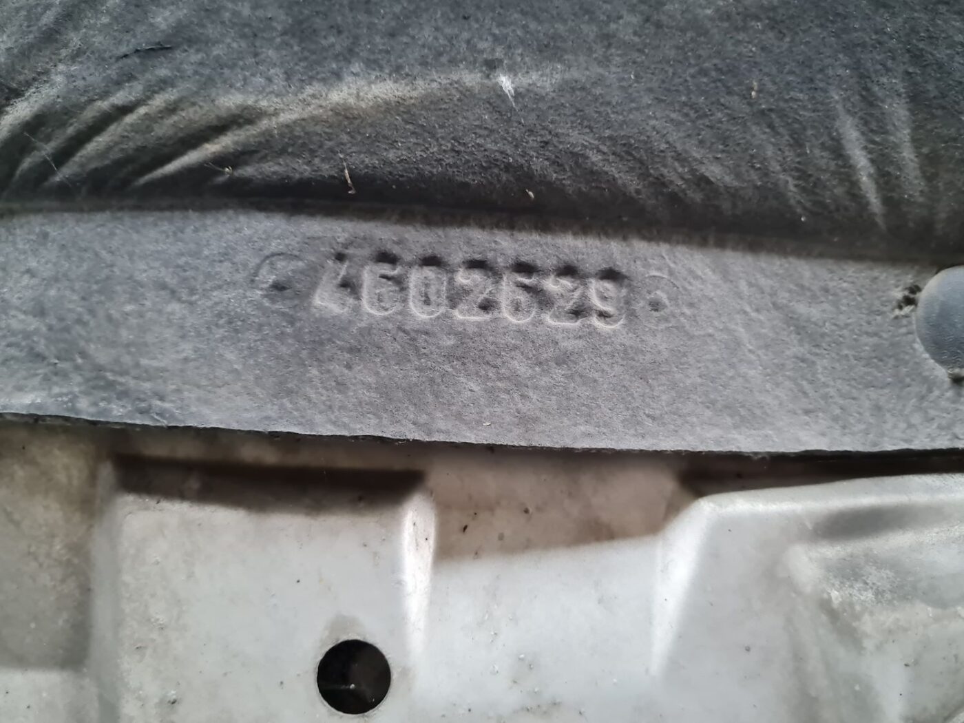 Pārsegs priekš SAAB 9-5 1999 7 Pārsegs priekš SAAB 9-5 1999