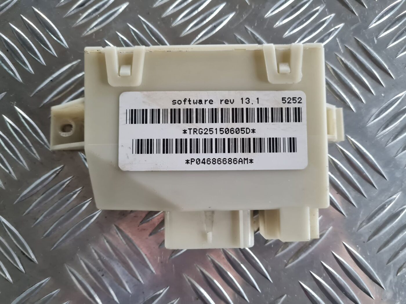 Durvju vadības bloks priekš CHRYSLER VOYAGER 2006 2 Durvju vadības bloks priekš CHRYSLER VOYAGER 2006