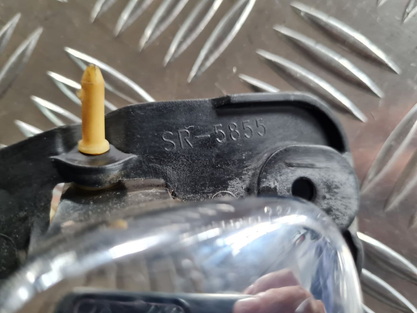 Salona durvju rokturis, priekšējais kreisais priekš CHRYSLER VOYAGER 2006