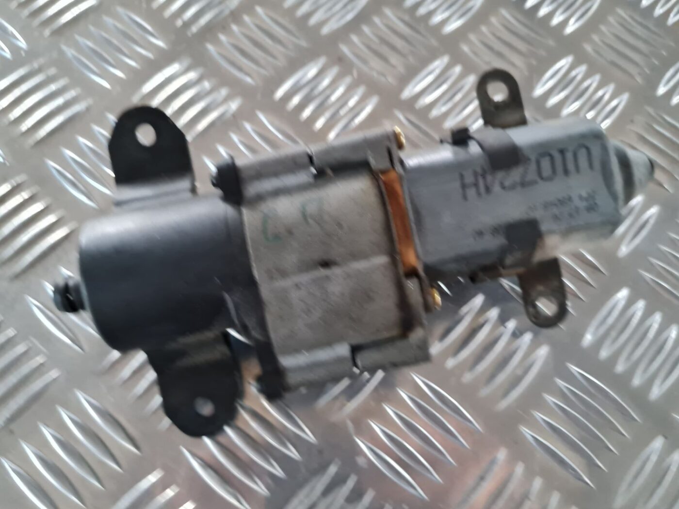 Bīdāmo durvju mehānisms priekš CHRYSLER VOYAGER 2006 2 Bīdāmo durvju mehānisms priekš CHRYSLER VOYAGER 2006