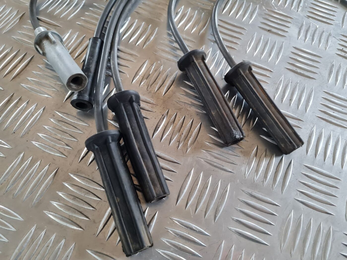 Aizdedzes spoles vadi priekš CHRYSLER VOYAGER 2006 2 Aizdedzes spoles vadi priekš CHRYSLER VOYAGER 2006