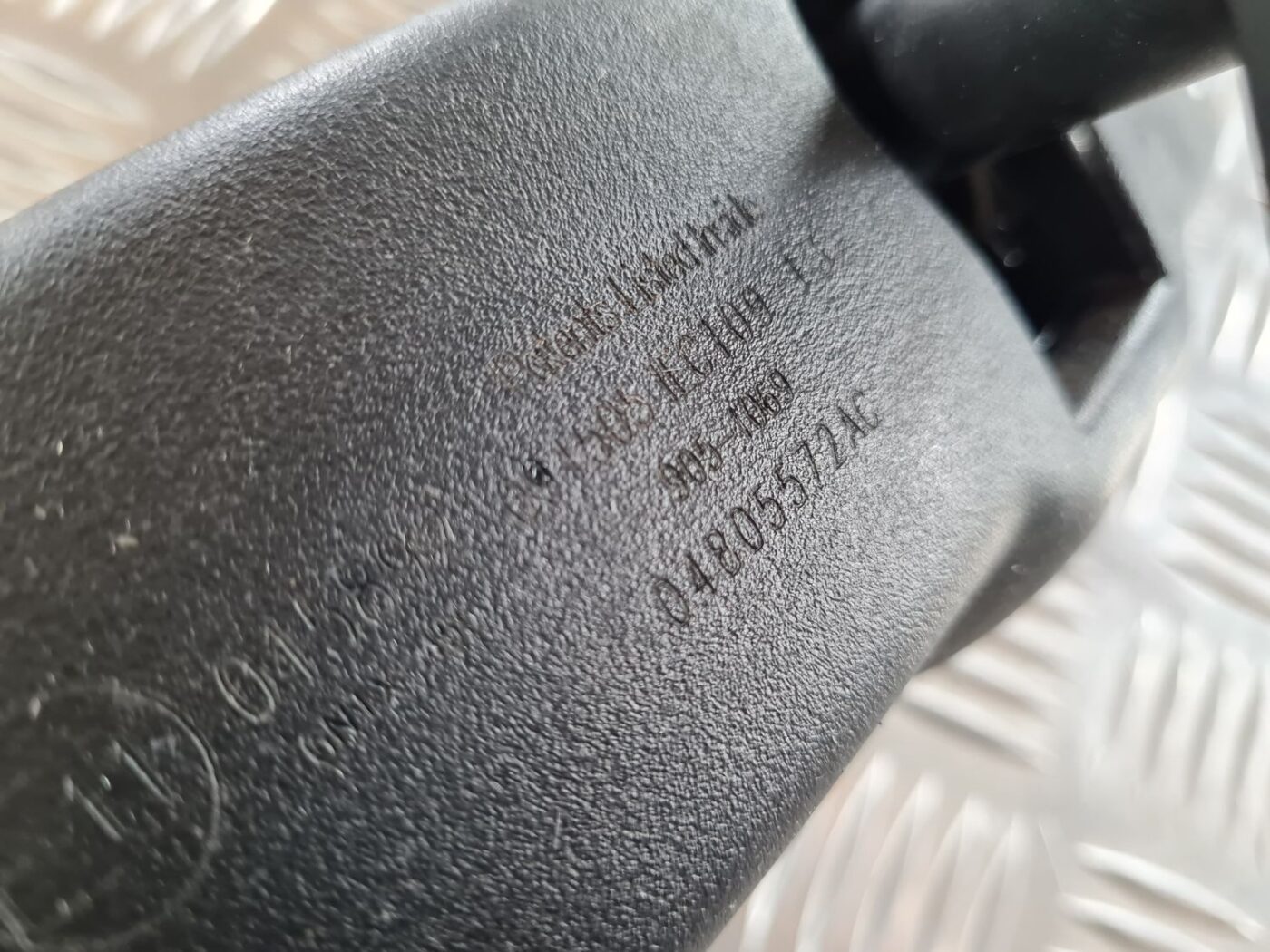 Salona atpakaļskata spogulis priekš CHRYSLER VOYAGER 2006