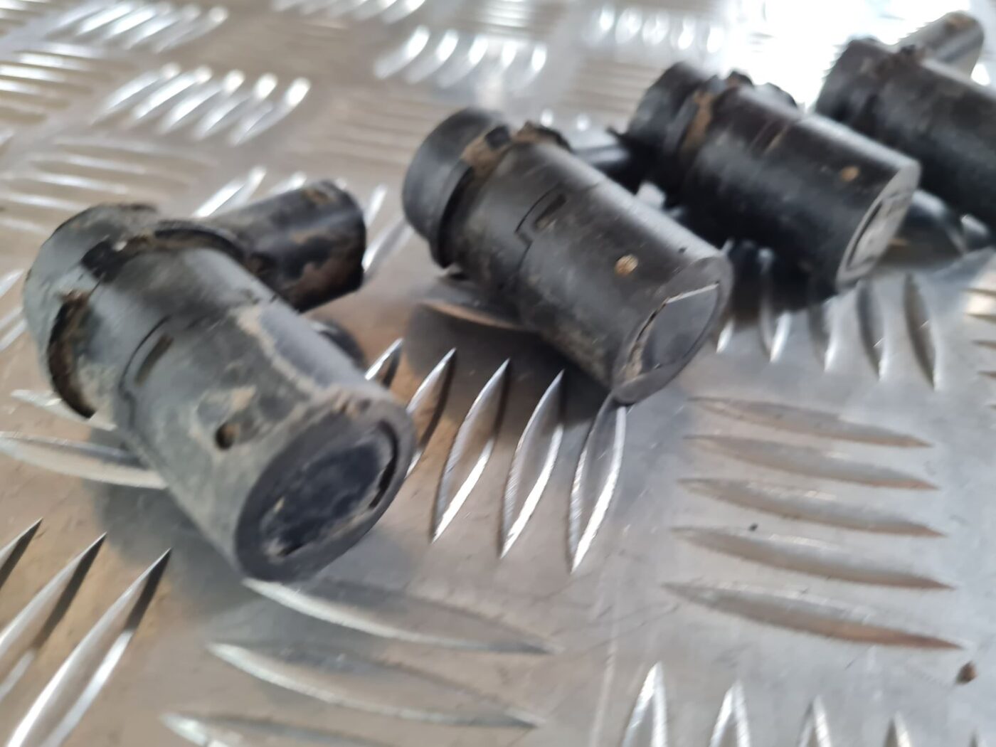 Parkošanās devējs priekš CHRYSLER VOYAGER 2006