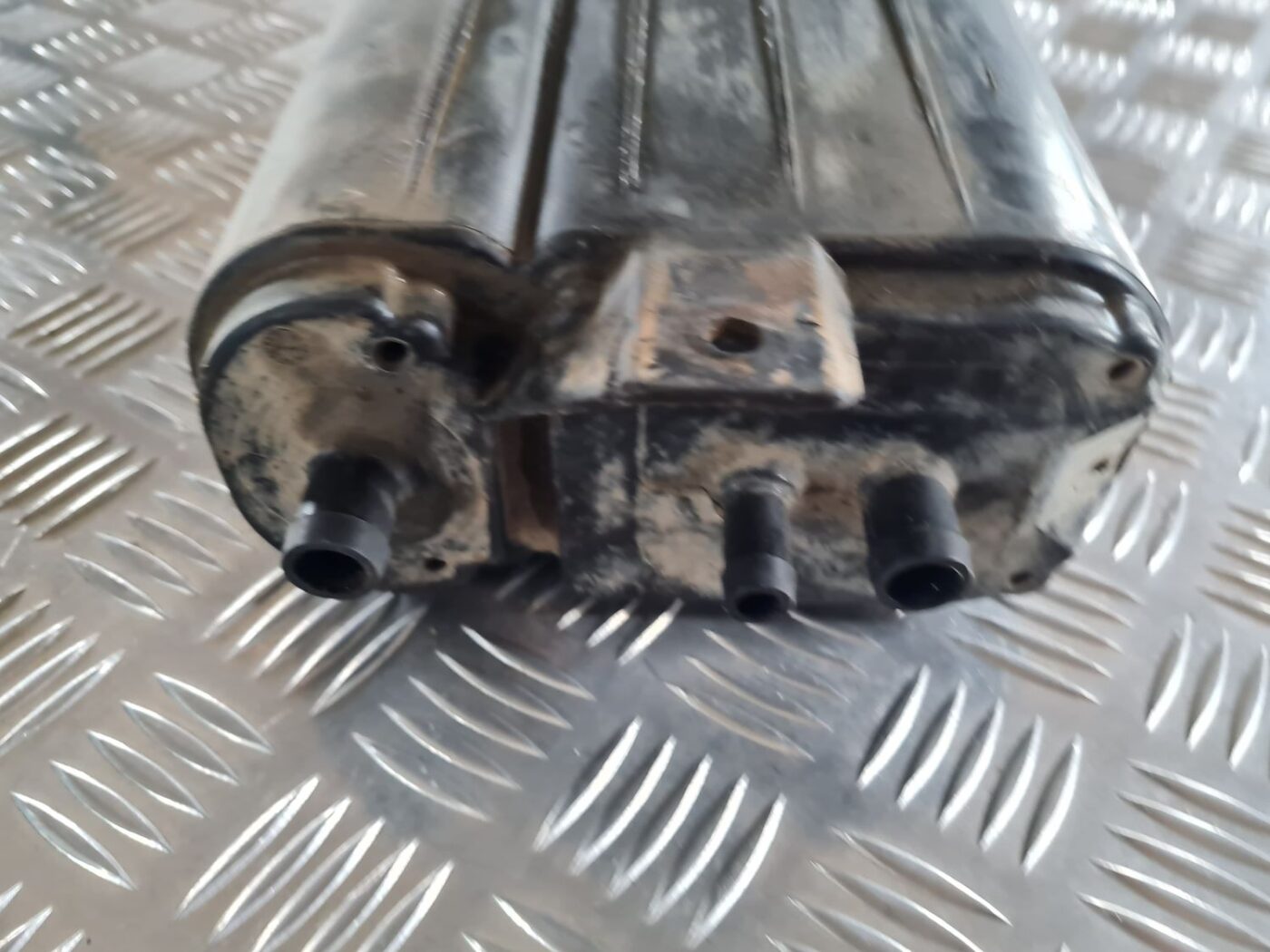 Vakuuma gaisa tilpne priekš CHRYSLER VOYAGER 2006 4 Vakuuma gaisa tilpne priekš CHRYSLER VOYAGER 2006