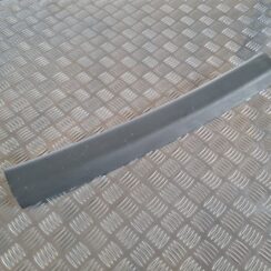 Bagāžnieka nodalījuma griestu uzlika priekš CHRYSLER VOYAGER 2006