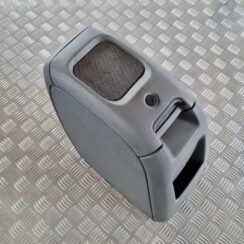 Centrālās konsoles apdares lielākā daļa priekš CHRYSLER VOYAGER 2006