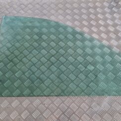 Priekšējo labo durvju stikls priekš CHRYSLER VOYAGER 2006