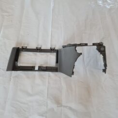 Centrālās konsoles (apdares) sānu panelis priekš CHRYSLER VOYAGER 2006