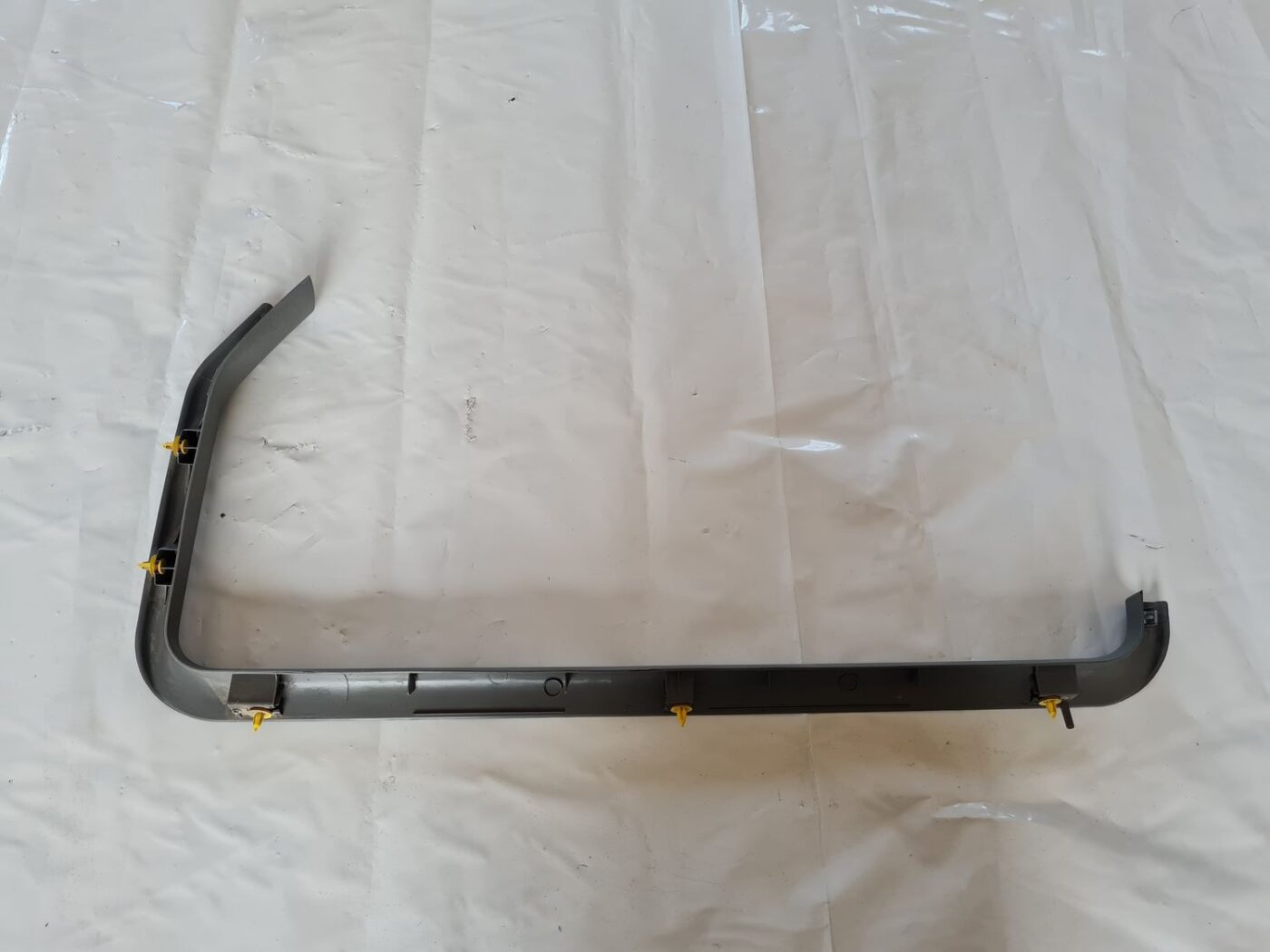 Durvju stikla moldings priekš CHRYSLER VOYAGER 2006 4 Durvju stikla moldings priekš CHRYSLER VOYAGER 2006