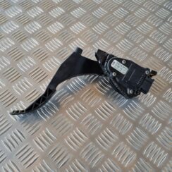 Gāzes pedālis priekš VW GOLF IV 1999