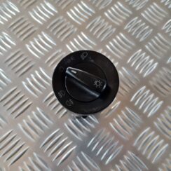 Gaismas slēdzis priekš VW GOLF IV 1999