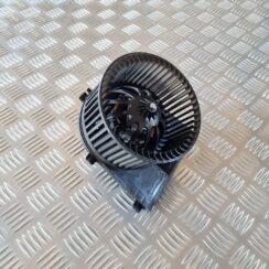 Salona ventilators priekš VW GOLF IV 1999