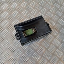 Salona ventilatora rezistors priekš VW GOLF IV 1999