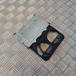 Krūzes turētājs priekš VW GOLF IV 1999