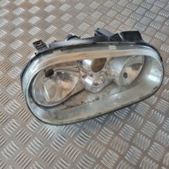 Priekšējais labais lukturis priekš VW GOLF IV 1999