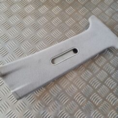 Vidējas salona statnes apdare priekš VW GOLF IV 1999