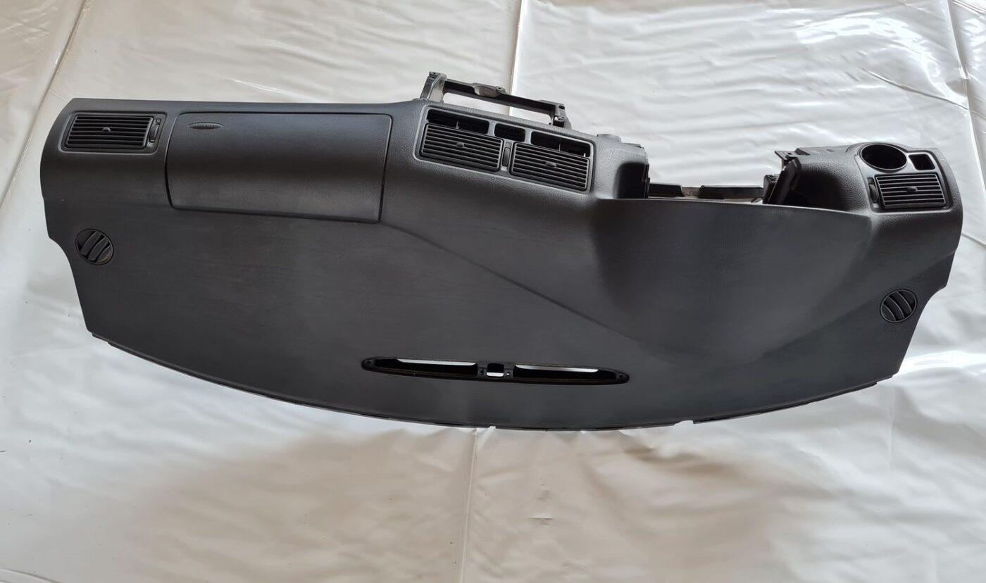 Mērinstrumentu panelis priekš VW GOLF IV 1999