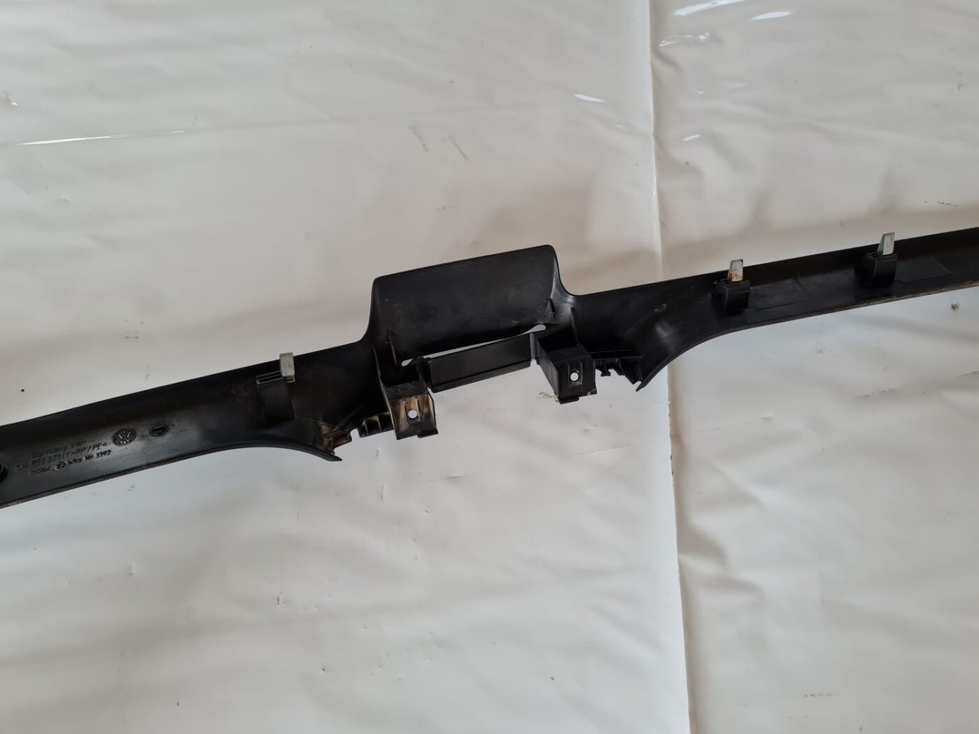 Sliekšņa kreisa uzlika priekš VW GOLF IV 1999