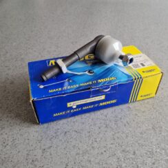 Stūres mehānisma uzgalis priekš