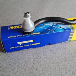 Stūres mehānisma uzgalis priekš