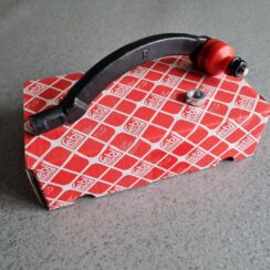 Stūres mehānisma uzgalis priekš