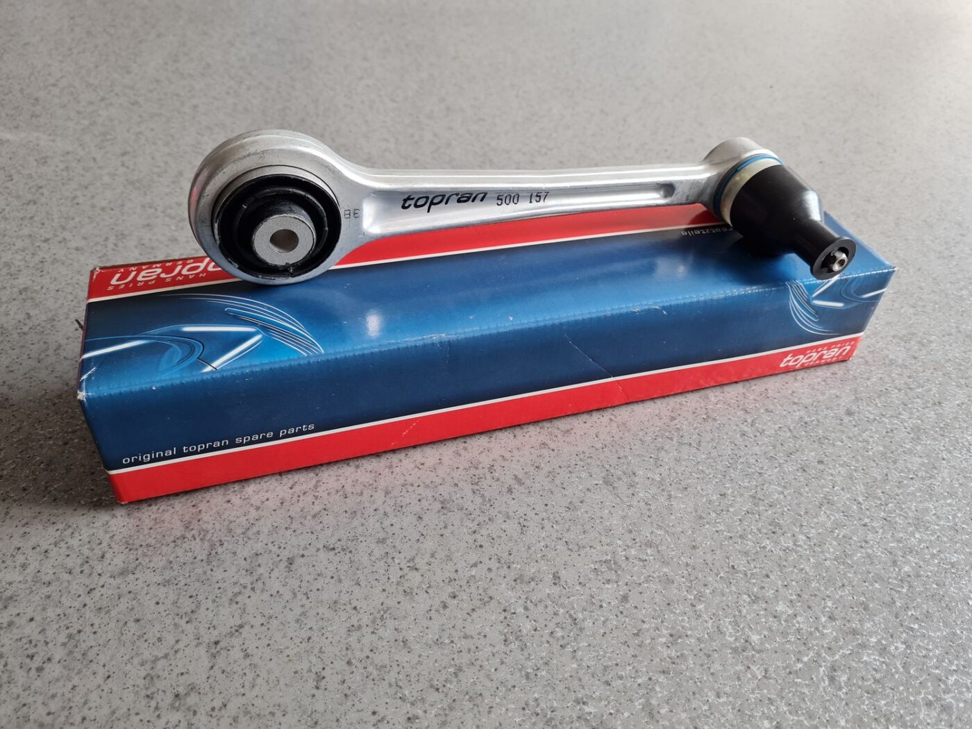 Aizmugures piekares svira priekš 1 Aizmugures piekares svira priekš