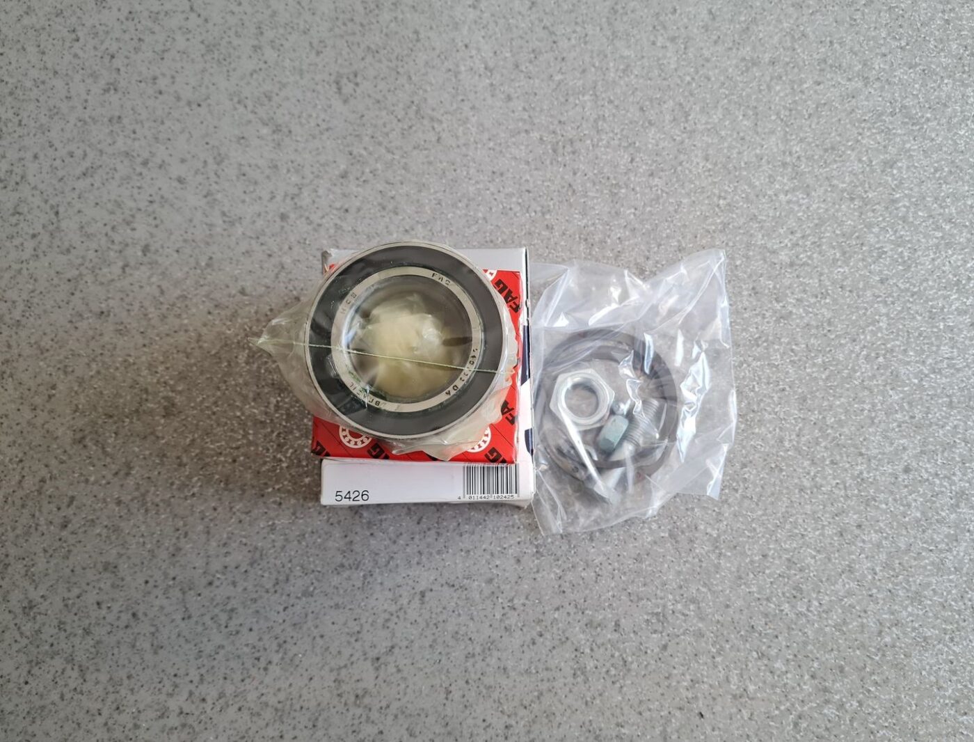 Riteņa rumbas gultnis priekš 1 Riteņa rumbas gultnis priekš