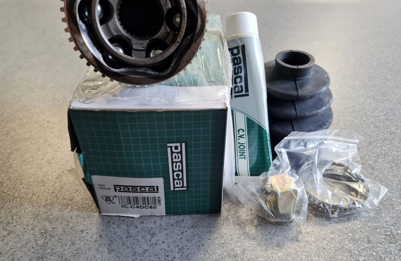 Ārējais pusases šarnīrs priekš 2 Ārējais pusases šarnīrs priekš