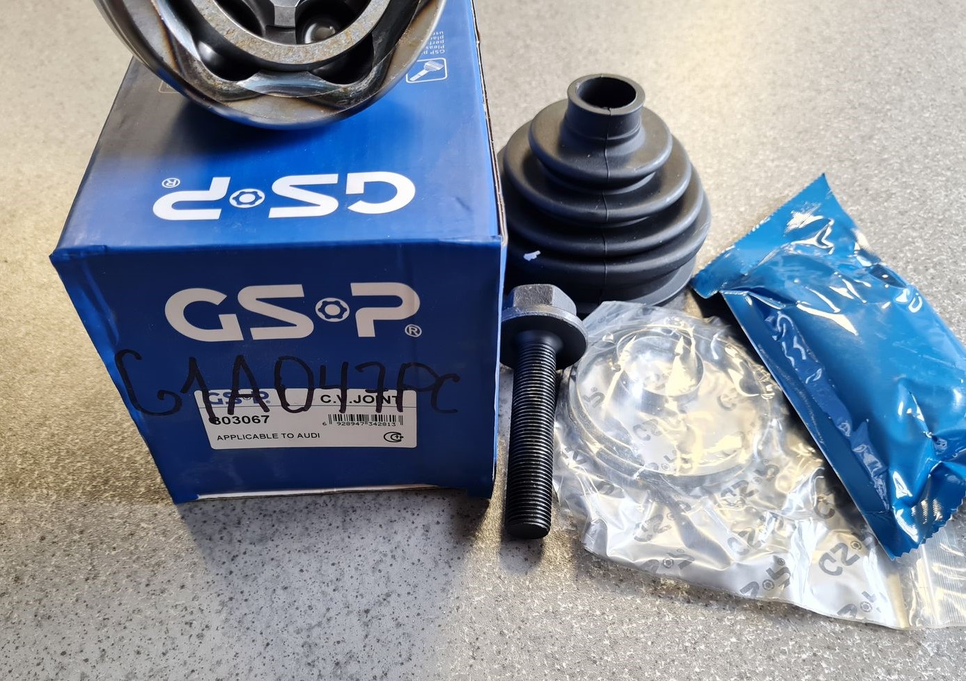 Ārējais pusass šarnīrs priekš 2 Ārējais pusass šarnīrs priekš