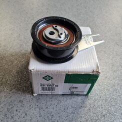 Spriegotājrullītis priekš