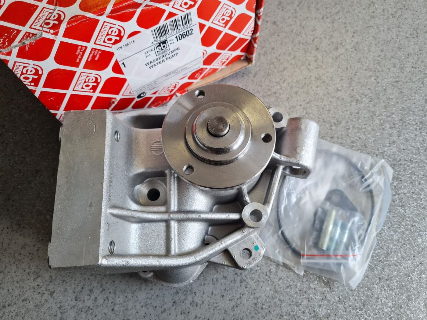 Ūdens sūknis priekš