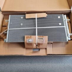 Gaisa kondicioniera radiators priekš