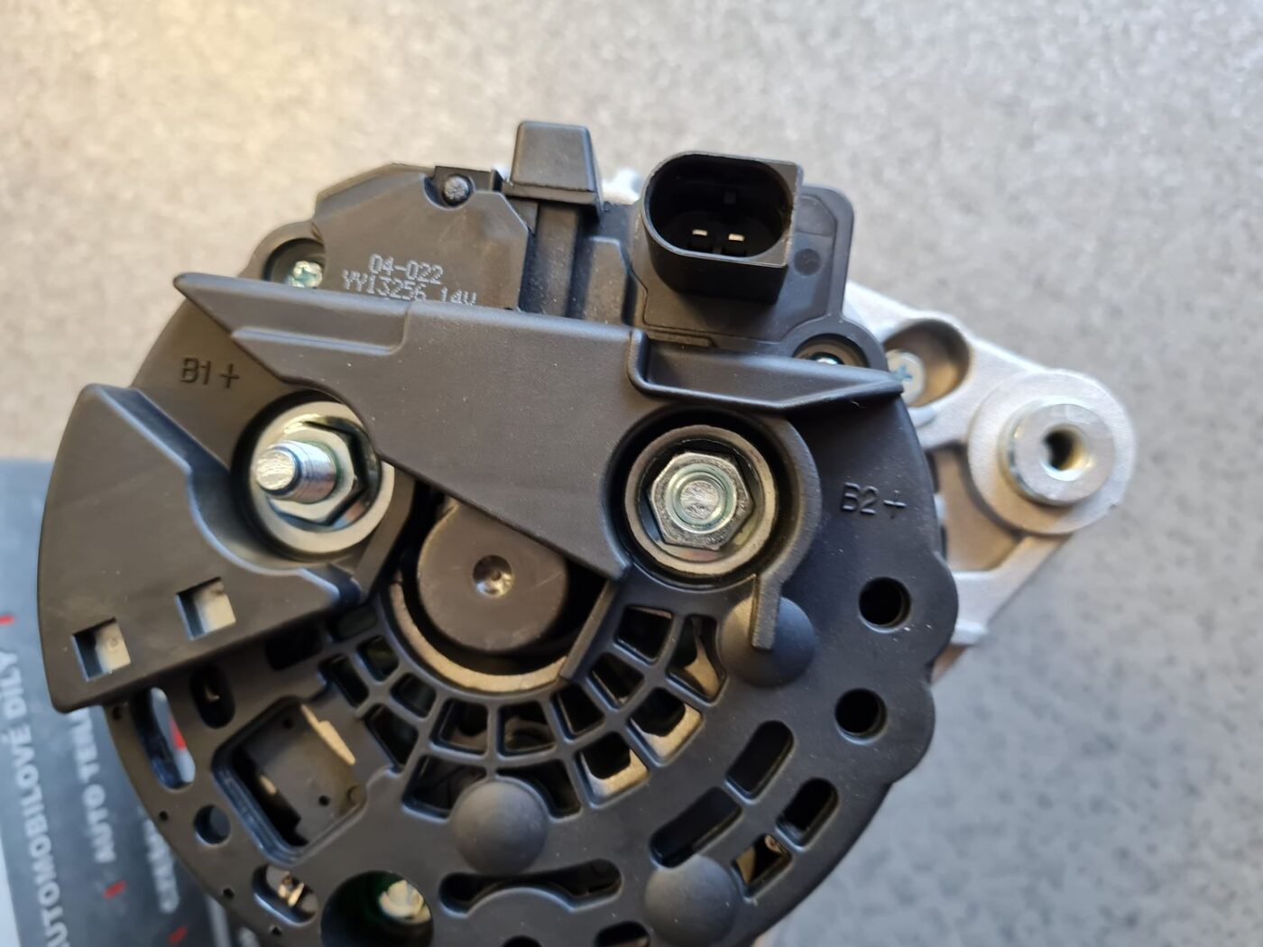 Ģenerators priekš NEW AND USED CAR SPARE PARTS 5 Ģenerators priekš NEW AND USED CAR SPARE PARTS