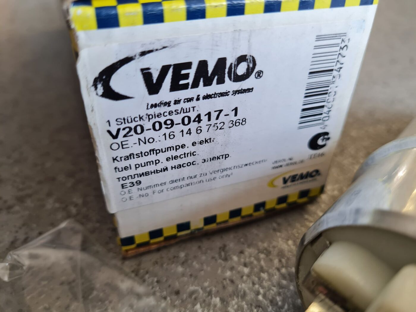 Degvielas tvertnes sūknis priekš